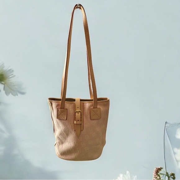 Dooney & Bourke Elegant Light Pink and Cream Bag - Picture 1 of 11